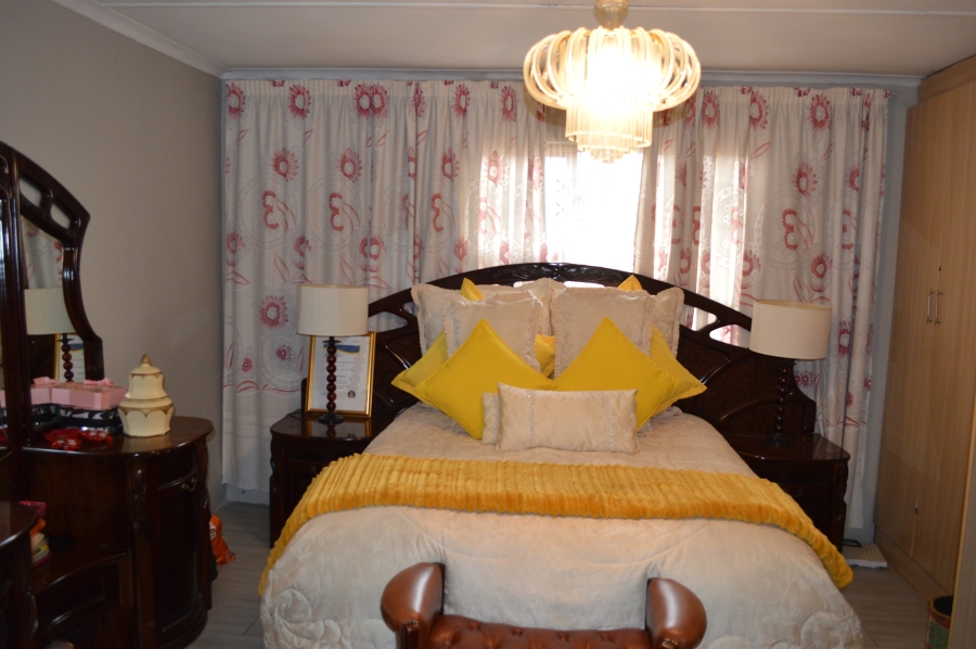 4 Bedroom Property for Sale in Aloevale Eastern Cape